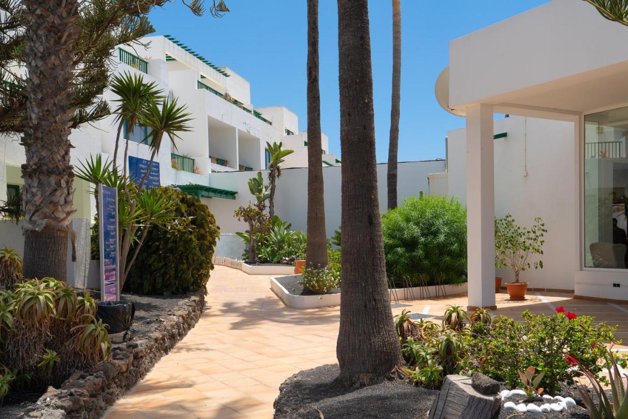 Apartamentos Galeon Playa Costa Teguise Extérieur photo